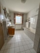 Badezimmer - Charmantes Reihenendhaus mit Garten und Garage in Thann!