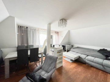 Vermietete 2-Zimmer Wohnung direkt in Coburg – Nähe Hauptbahnhof, 96450 Coburg, Dachgeschosswohnung