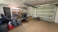 Geräumige Doppelgarage