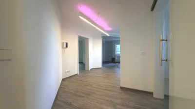 Helle 2-Zimmer-Wohnung mit zwei Terrassen zu vermieten!, 96450 Coburg, Erdgeschosswohnung zur Miete