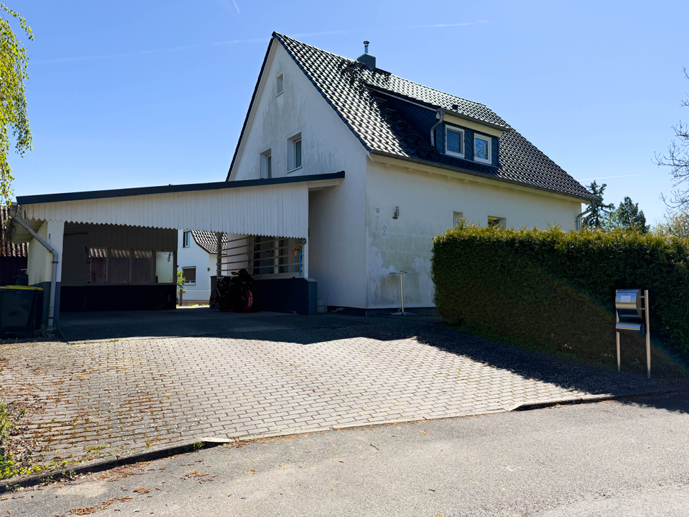 Straßenansicht