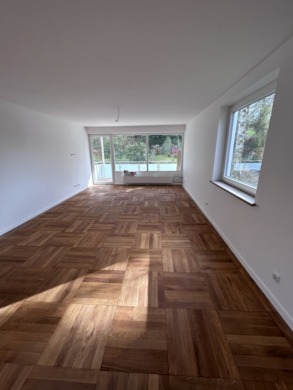 TOP-Renovierte 4-Zimmer-Wohnung mit Balkon in ruhiger Zentrumslage!, 96450 Coburg, Etagenwohnung