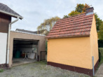 Garage - Separates Grundstück und Eigentumswohnung im Zweifamilienhaus