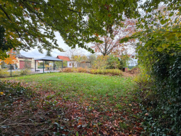 Separates Grundstück und Eigentumswohnung im Zweifamilienhaus, 96465 Neustadt bei Coburg / Wildenheid, Wohngrundstück