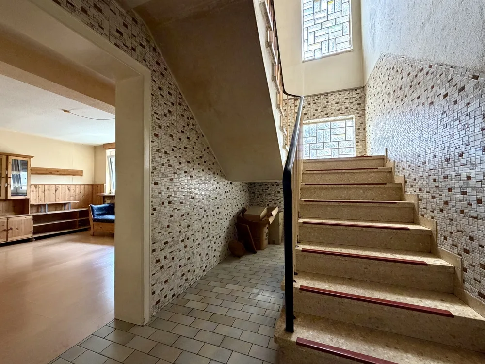 Treppenhaus zum OG
