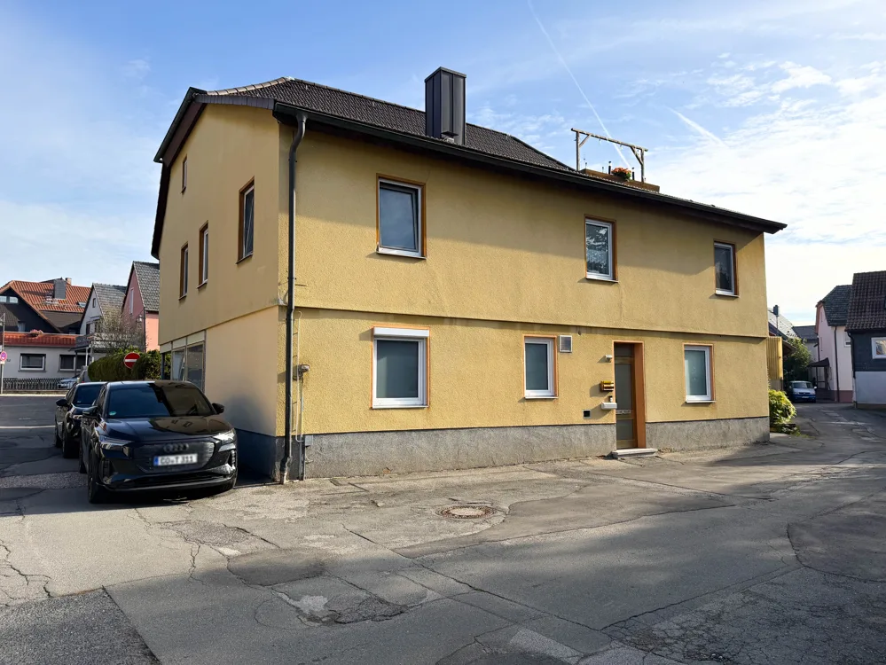 Straßenansicht