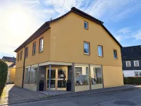 Straßenansicht