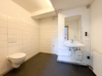 WC Gewerbe - *RESERVIERT* Wohn- und Geschäftshaus am Albertsplatz in Coburg