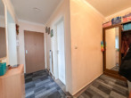 Flur - Vermietete 2-Zimmer-Wohnung mit Balkon und Weitblick zu verkaufen!