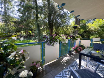 Schicke 2-Zimmer-Erdgeschosswohnung mit Balkon und TG-Stellplatz!, 96450 Coburg, Erdgeschosswohnung