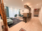 Wohnzimmer - Hochwertig sanierte und vollausgestattete 6-Zimmer-Wohnung in Coburg!