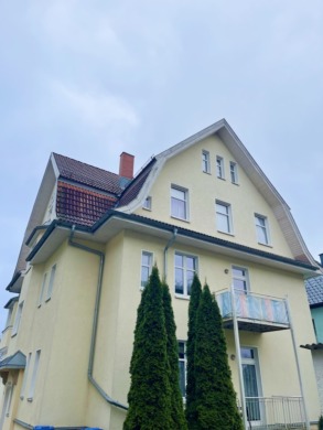 Charmante 2-Zimmer-Wohnung mit Balkon zu verkaufen!, 96515 Sonneberg, Etagenwohnung