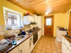 Bauernhaus mit zwei Wohnungen, Scheune und Werkstatt zu verkaufen! - Küche EG
