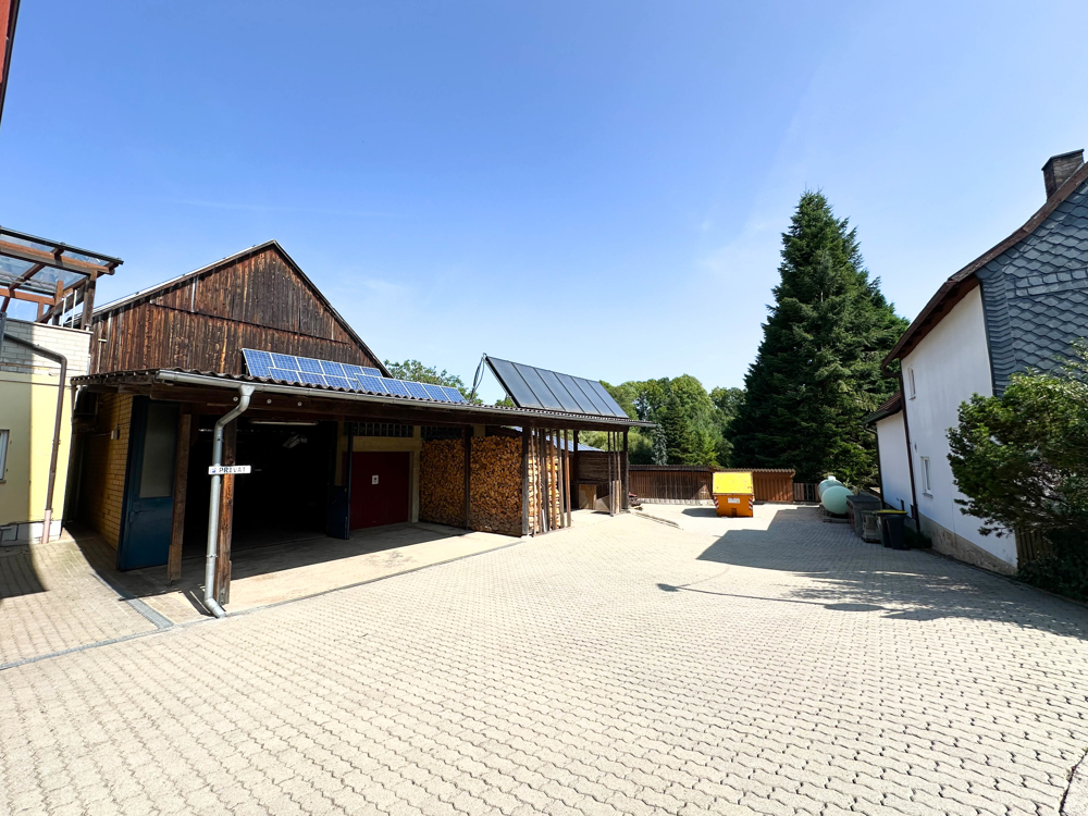 Straßenansicht