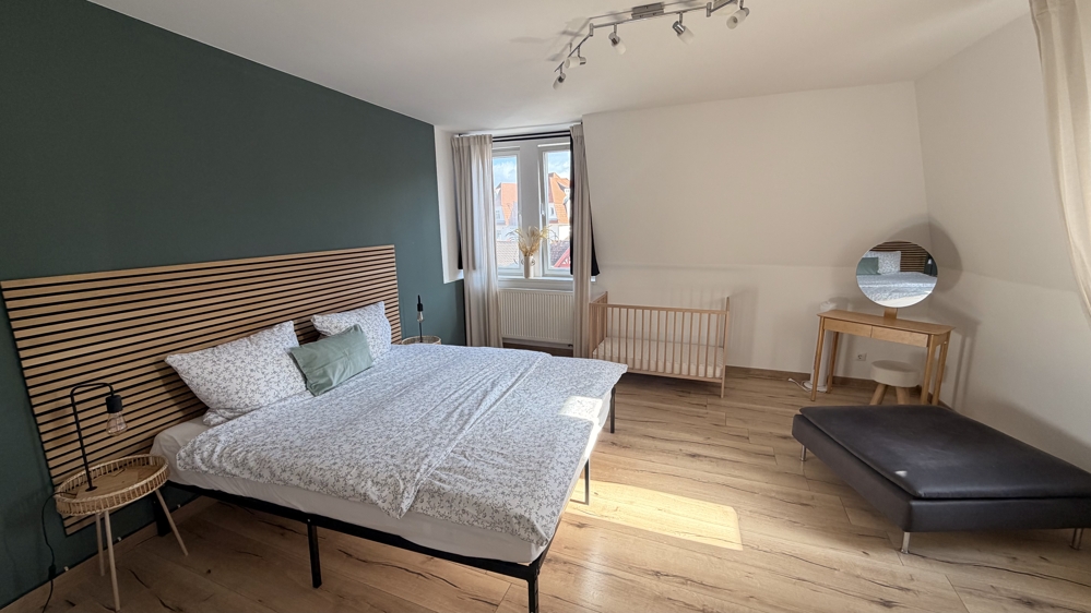 Schlafzimmer 1