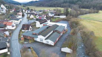 Großzügige Grundstücke mit Lagerhallen in Rödental Mittelberg!, 96472 Rödental / Mittelberg, Lager mit Freifläche