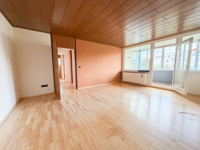 Zur Eigennutzung oder als Kapitalanlage – 3-Zimmer-Wohnung mit Aufzug und Loggia in Coburg, 96450 Coburg, Etagenwohnung