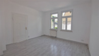 Zimmer 3 - Freundliche 4-Zimmer-Wohnung mit 2 Balkonen und Einbauküche zu vermieten!