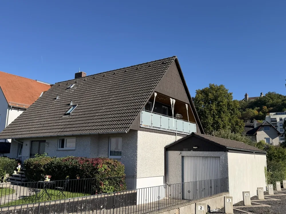 Gebäudeansicht Balkon OG