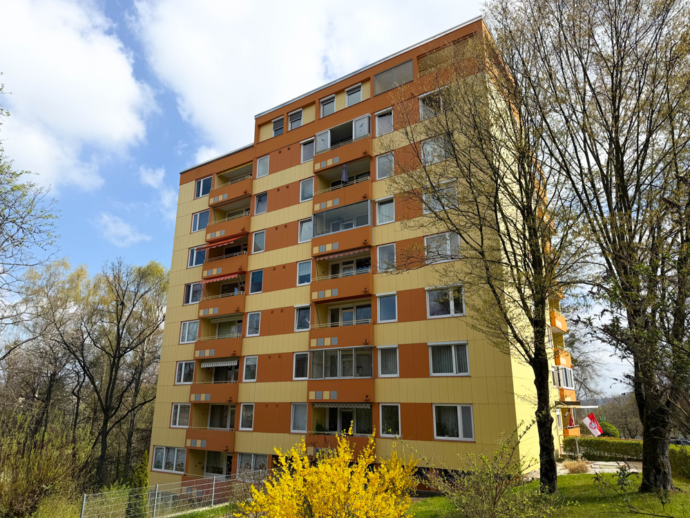 Straßenansicht