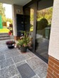 Eingang - Helle 3-Zimmer-Wohnung mit zwei Balkonen, Gartennutzung und moderner Einbauküche