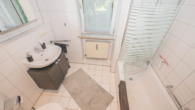 Bad - *RESERVIERT* Tolle 2,5-Zimmer-Erdgeschosswohnung in gefragter Wohngegend in Coburg!