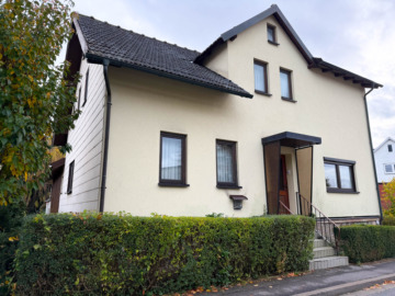 Eigentumswohnung mit separaten Grundstück und Ausbaupotenzial, 96465 Neustadt bei Coburg / Wildenheid, Maisonettewohnung
