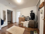 Flur - Attraktive 3-Zimmer-Wohnung mit Balkon und Tiefgaragenstellplatz in bester Zentrumslage von Coburg