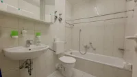 Badezimmer mit Wanne