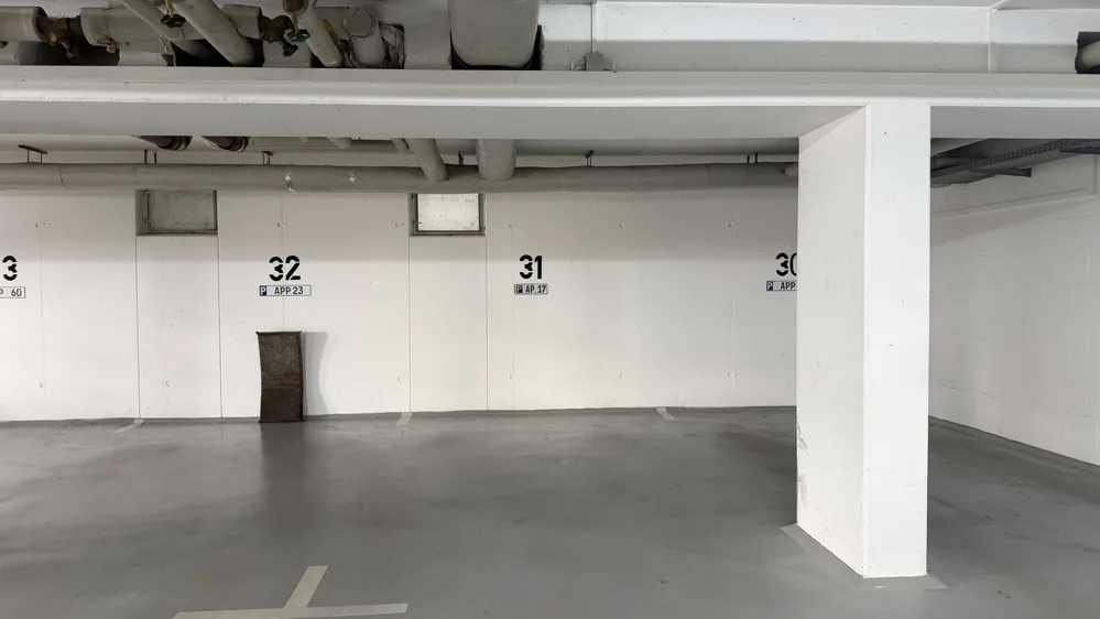 Tiefgaragenstellplatz