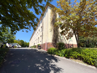 Gepflegte 3-Zimmer-Wohnung mit Einbauküche und Stellplatz in Coburg!, 96450 Coburg, Etagenwohnung