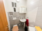 3-Zimmer-Erdgeschosswohnung mit Balkon in Coburg / Heimatring zu verkaufen! - WC
