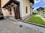 Eingangsbereich - Wohnen mit Blick ins Grüne – Kleines, bezugsfreies EFH mit pflegeleichtem Garten in Judenbach!